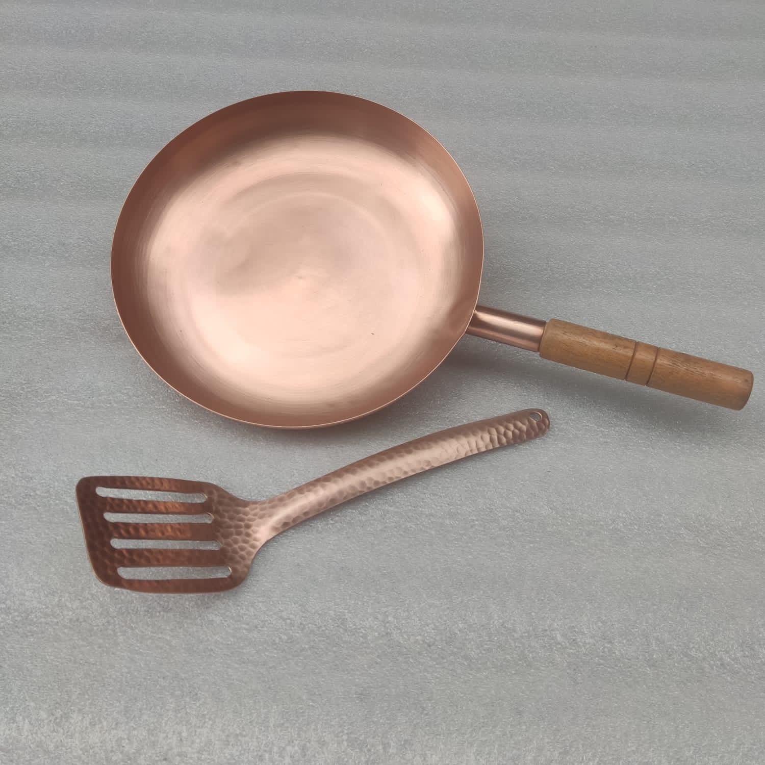 10" Round Plain Copper Pan with Matte Finish, Wood Handle and Spatula - Marsh and Manor Collective