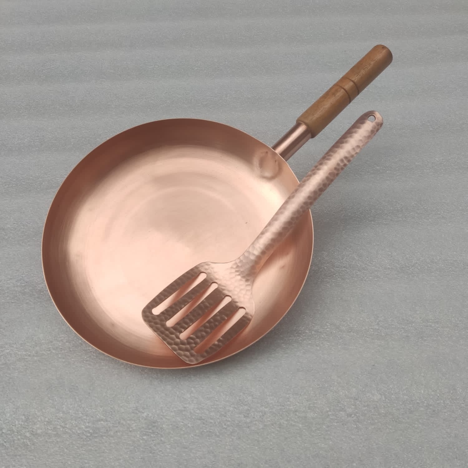 10" Round Plain Copper Pan with Matte Finish, Wood Handle and Spatula - Marsh and Manor Collective