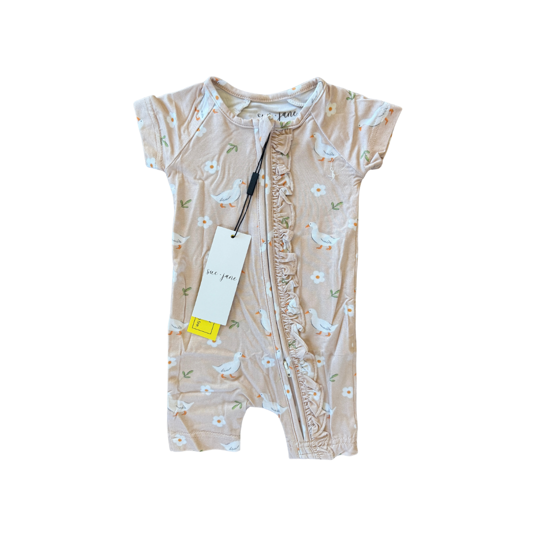 Goose Ruffle Bamboo Shorty