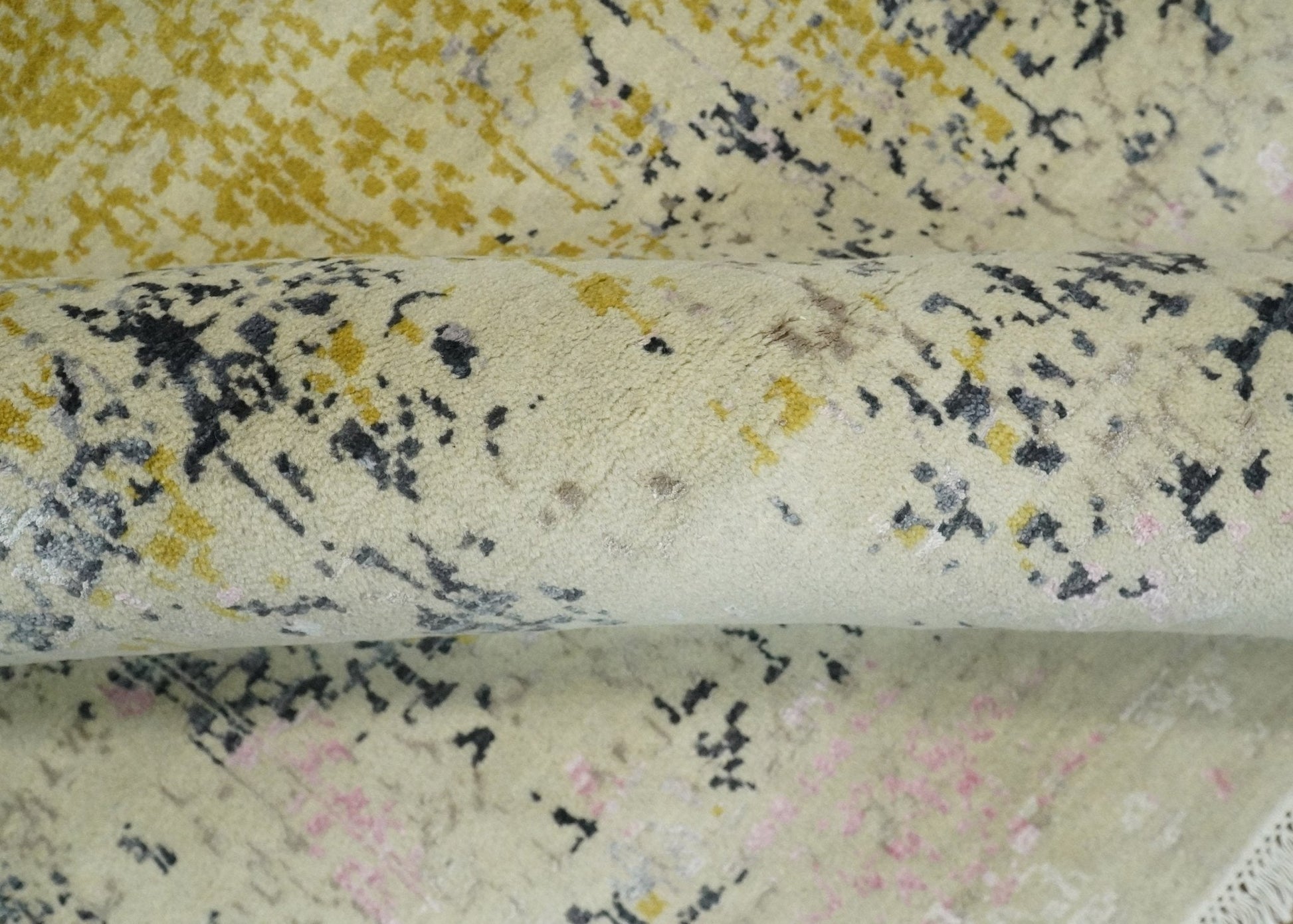 4x6 Fine Hand Knotted Gold, Gray and Ivory Modern Abstract Wool and SIlk Area Rug | AGR17 - Marsh and Manor Collective
