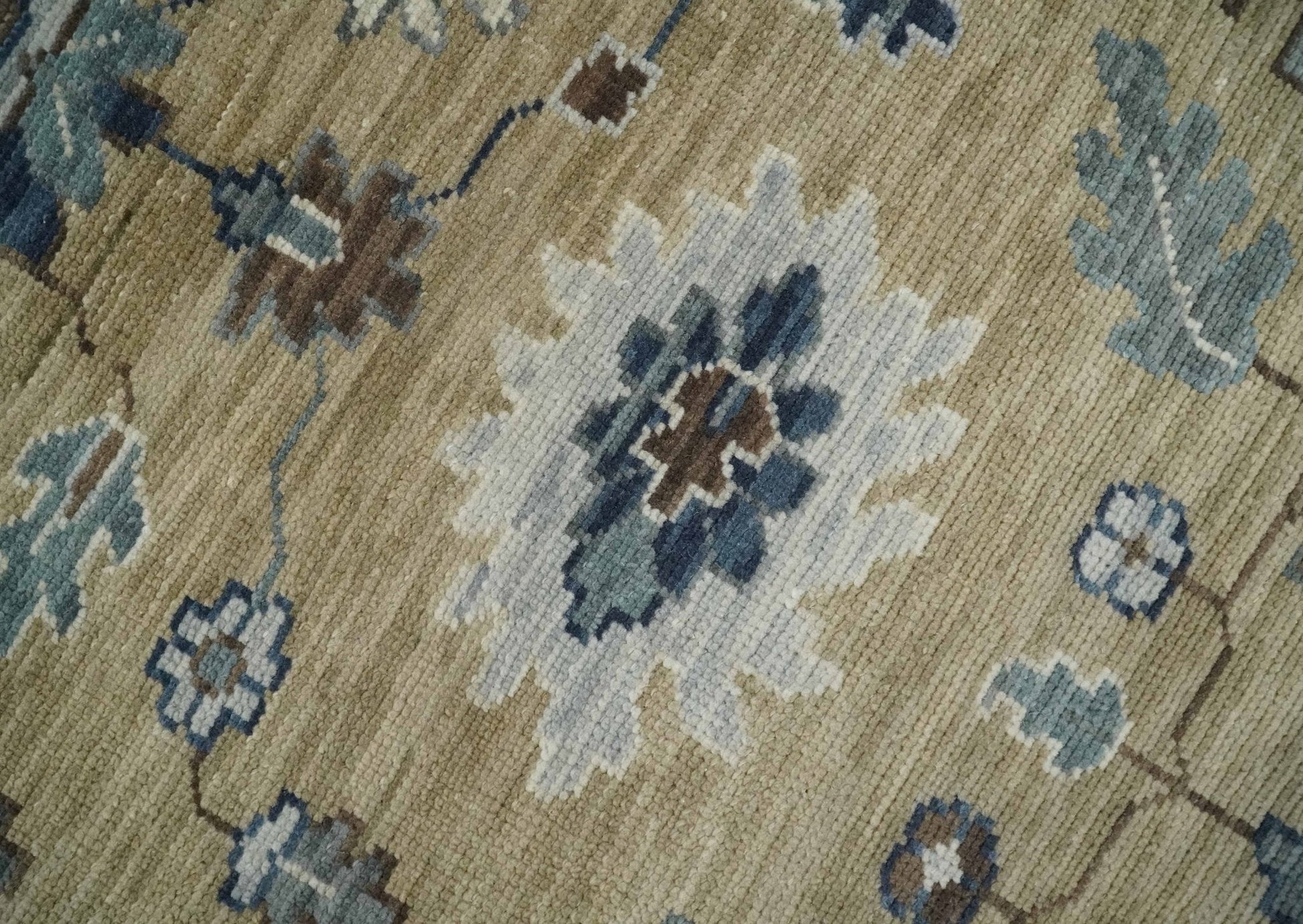 8x10 Traditional Beige and Gray Antique Style Floral Hand knotted Wool Area Rug - Marsh and Manor Collective
