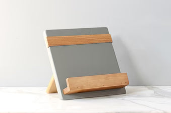 Cookbook / Ipad holder