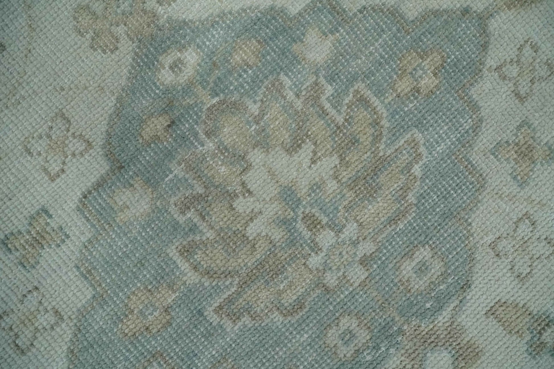 Antique Design Medallion Earthy Ivory and Camel 8x10 wool Area Rug - Marsh and Manor Collective