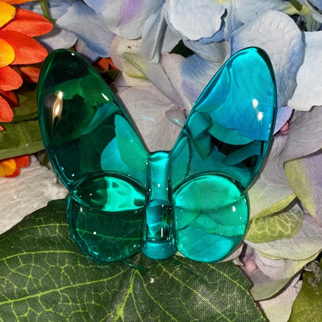 Le Mariposa Crystal Butterfly Figurine in Turquoise - Marsh and Manor Collective