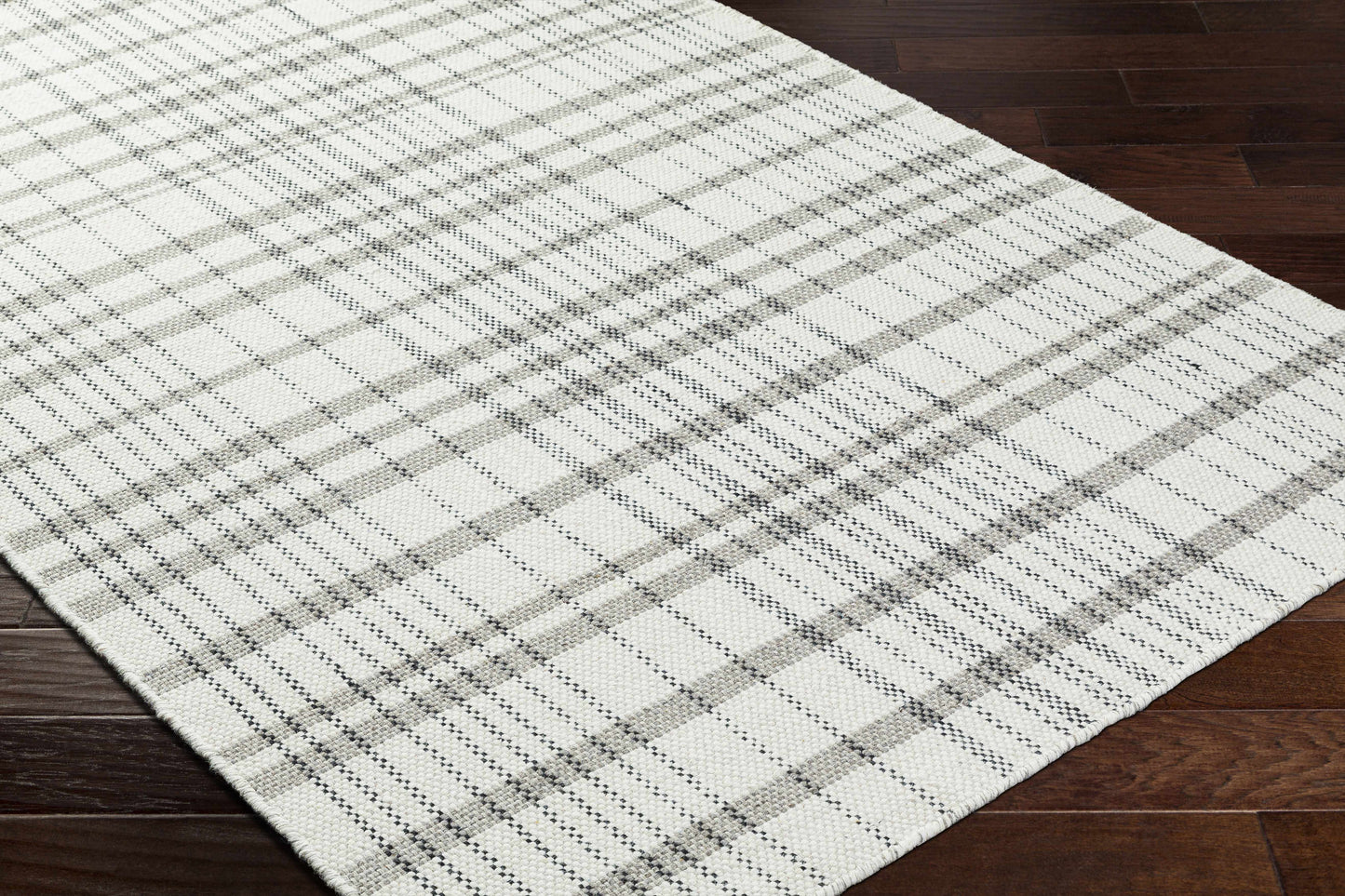 Nissa Area Rug
