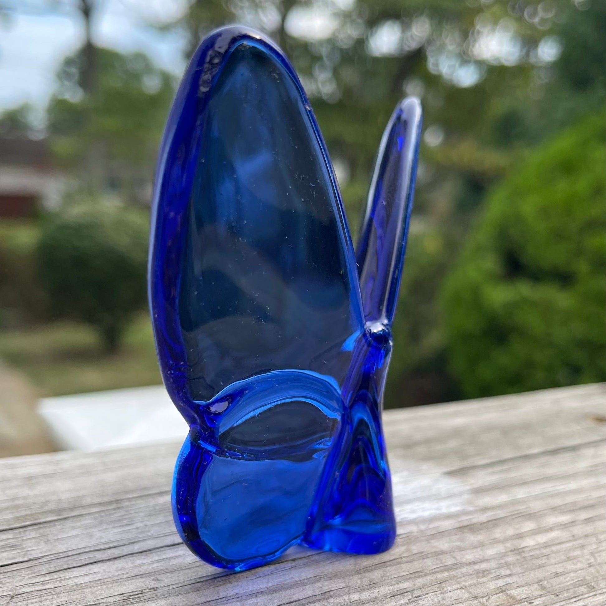 NEW Lainy Exclusive Mor Crystal Butterfly Home Decor in Royal Blue - Marsh and Manor Collective
