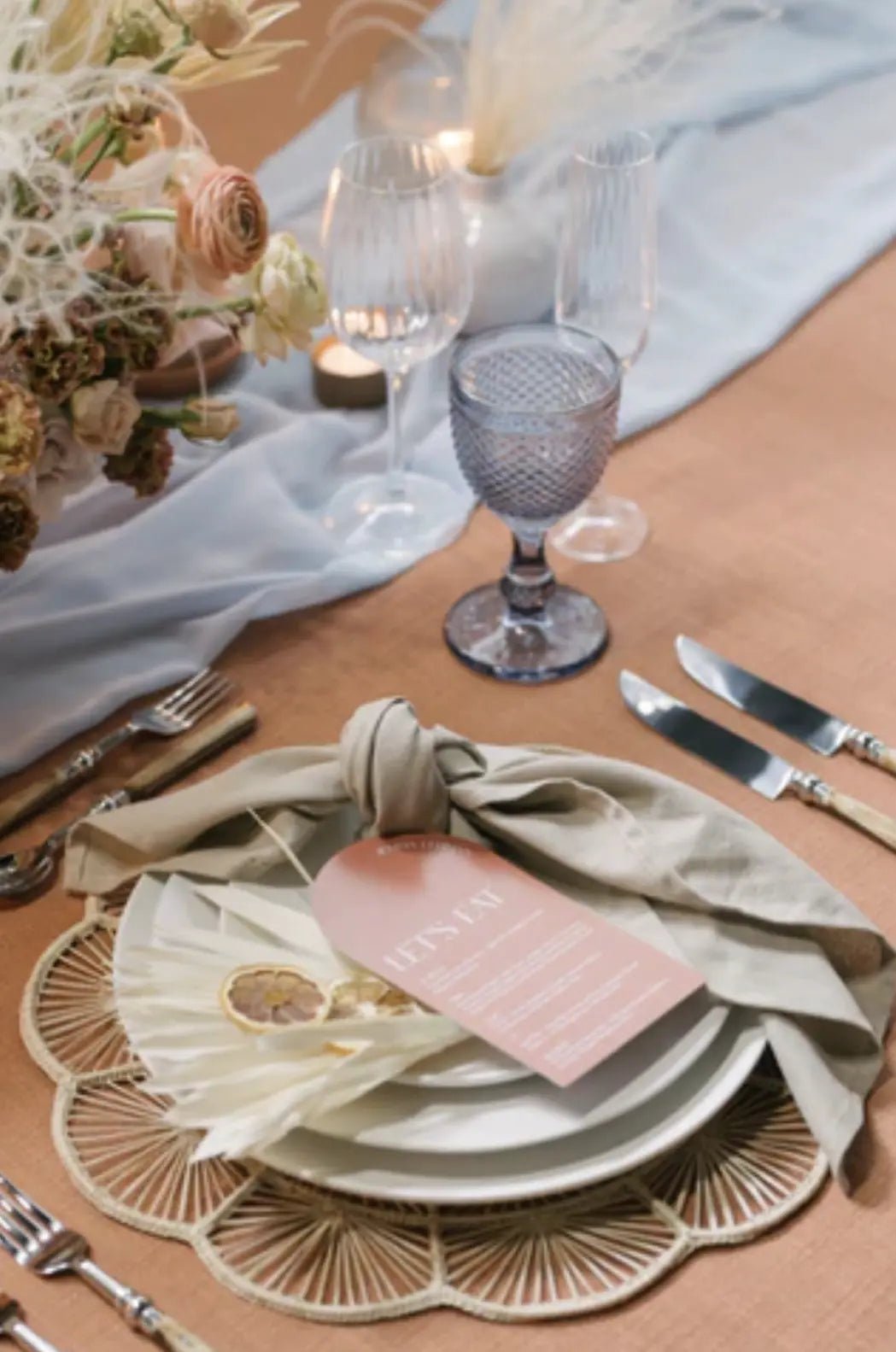 Petal Perfection Woven Placemat - Marsh and Manor Collective