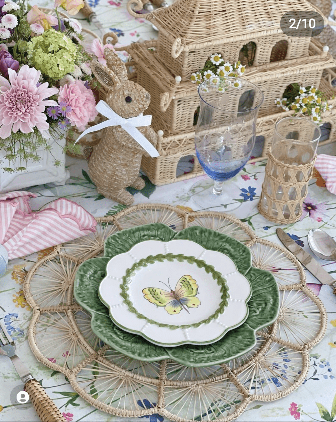 Petal Perfection Woven Placemat - Marsh and Manor Collective