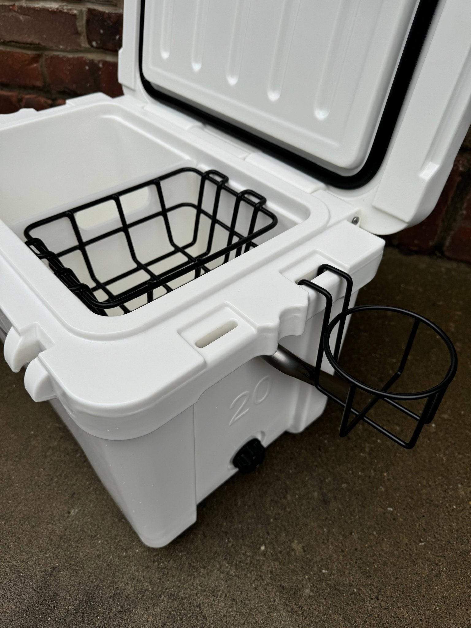 Polar Bear 20 Hard Cooler - Marsh and Manor Collective