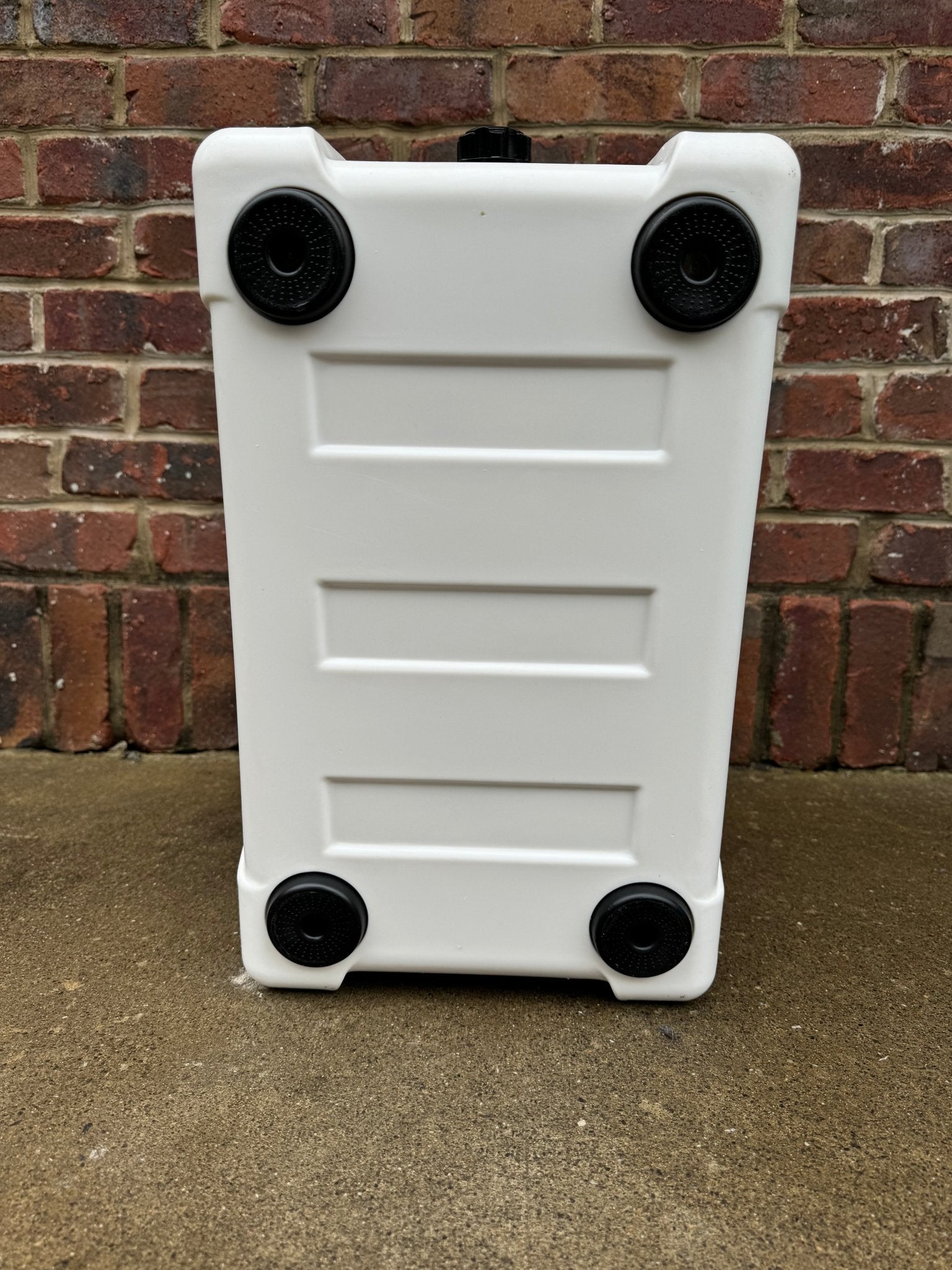 Polar Bear 20 Hard Cooler - Marsh and Manor Collective