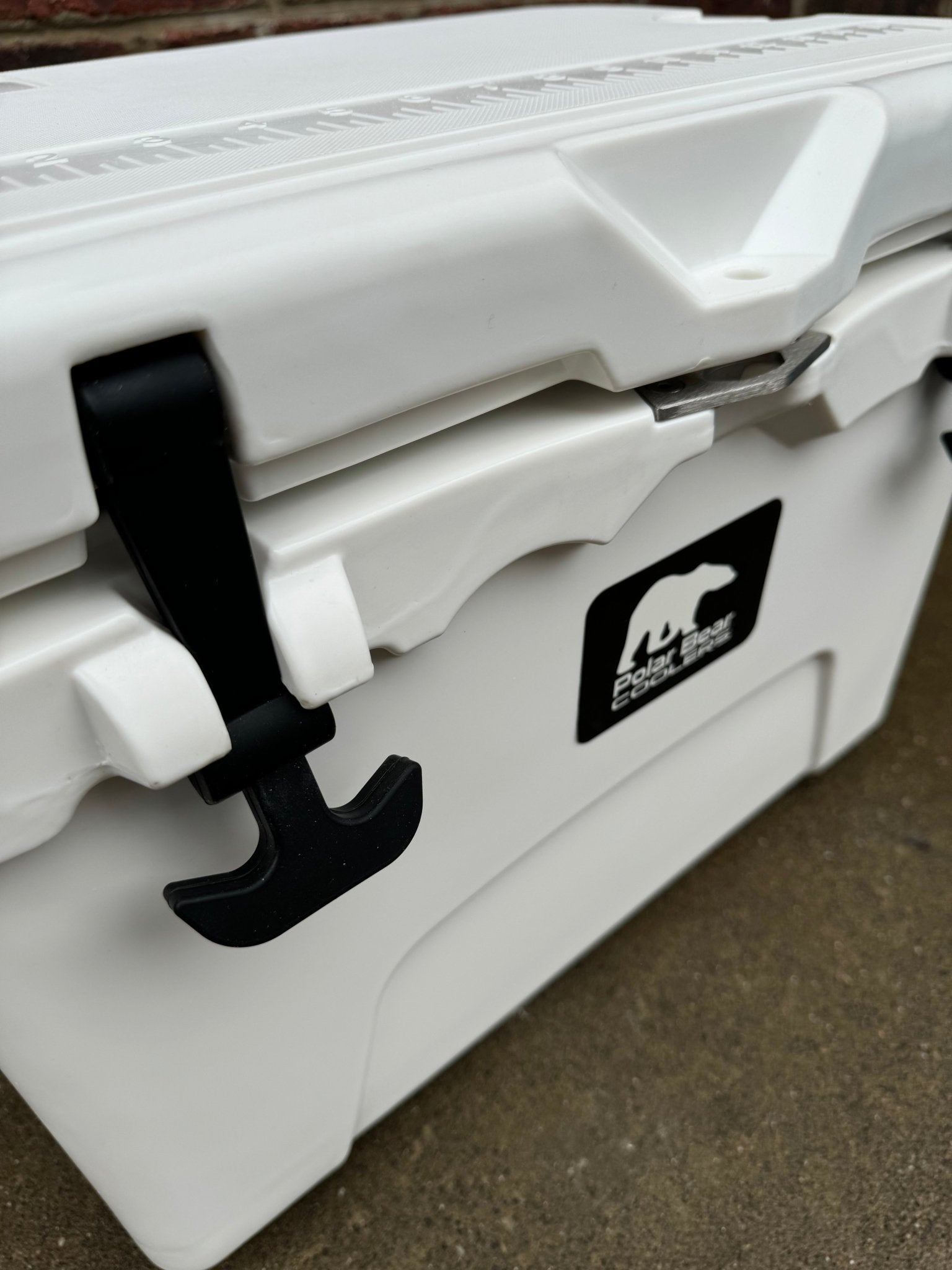 Polar Bear 20 Hard Cooler - Marsh and Manor Collective
